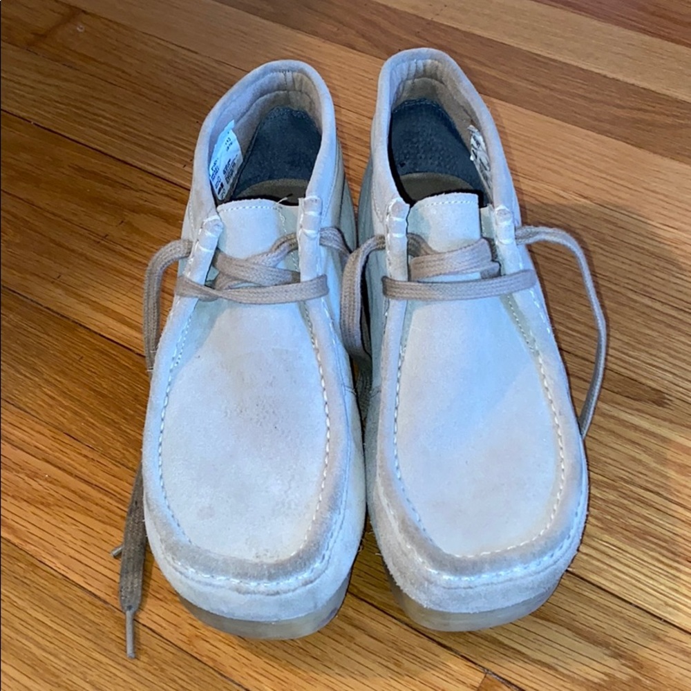 Clarks Men's Beige Suede Wallabee-Style Moccasin Shoes